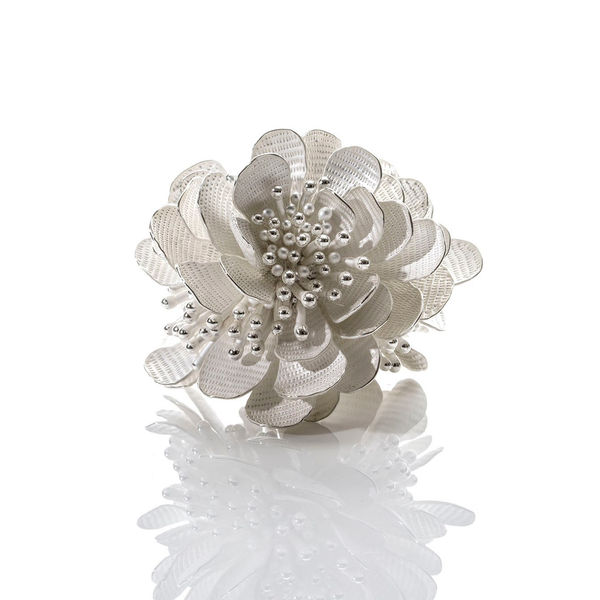 Junko Mori, Silver Organism, Peony Dew, 2025