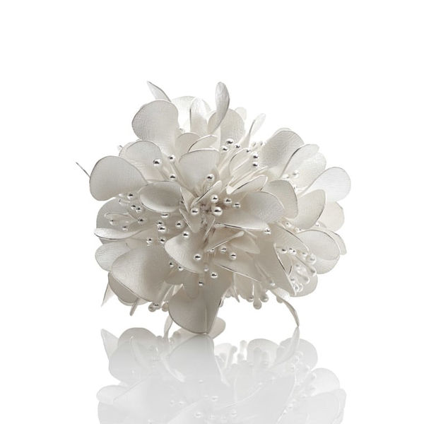 Junko Mori, Silver Organism; Rusty Twist Dew, 2022