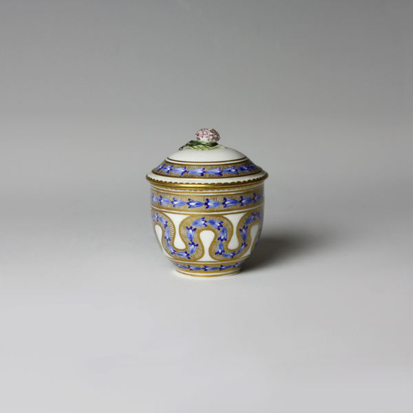 Sèvres Porcelain, Sèvres Lidded Sugar Bowl, circa 1770
