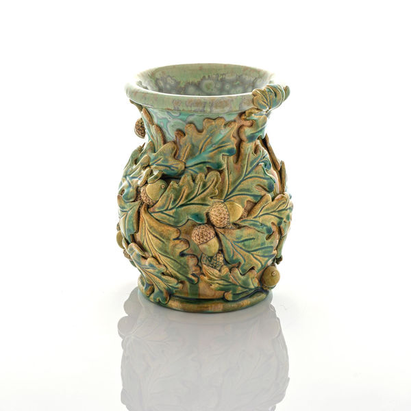 Kate Malone, Acorn Pot, 2025