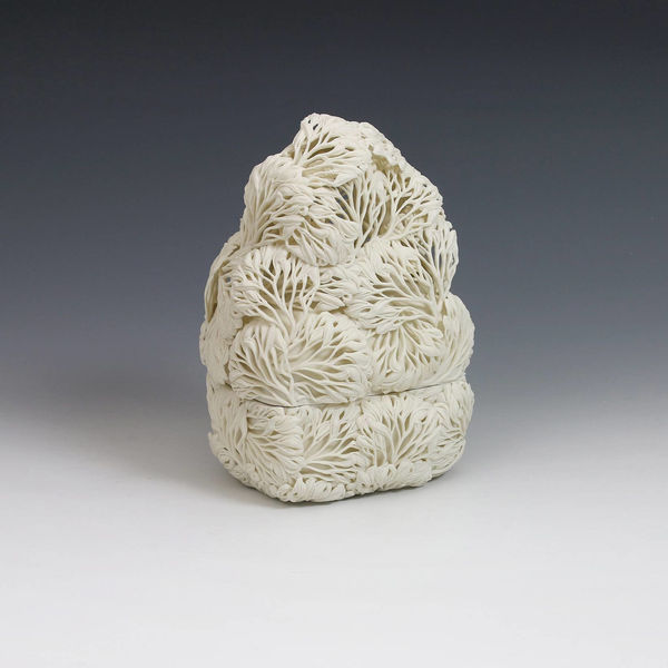 Hitomi Hosono, A Square Komorebi Box, 2016