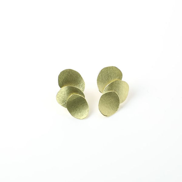 Kayo Saito, Commission for a single Three Layer Earring and a pair of disc scrolls, 2020