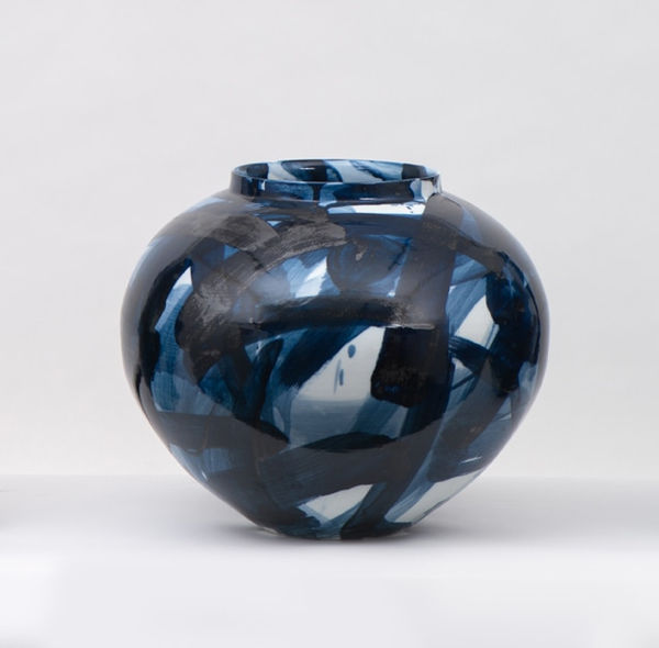 Felicity Aylieff, Blue & White Vase, 2016
