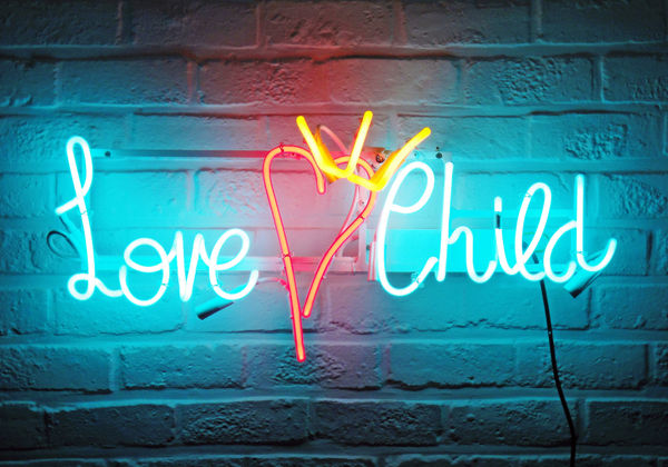 Delphine DE SAXE-COBOURG, Love Child, 2011