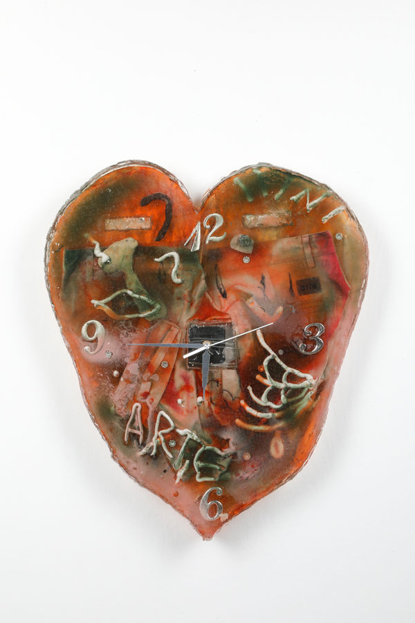 Tom Volkaert, A very expensive and slightly repulsive clock, 2018