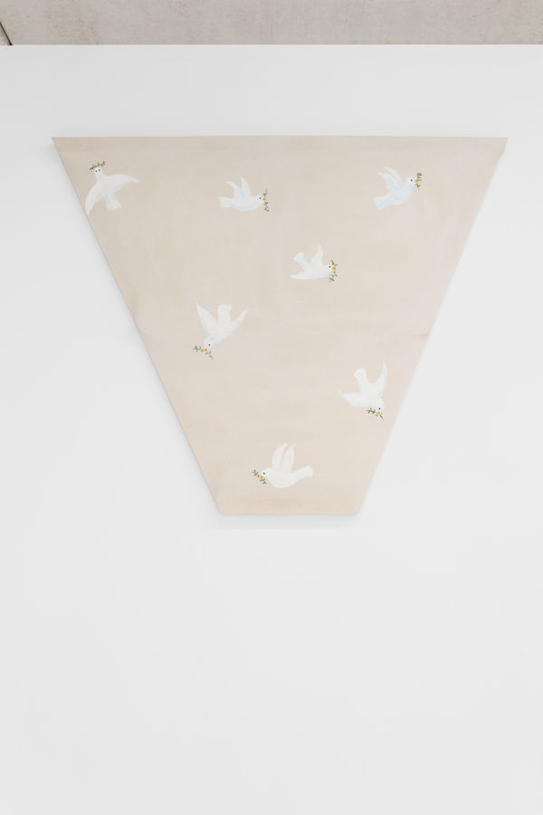 Charles Benjamin, 3 doves and 4 pigeons, 2021