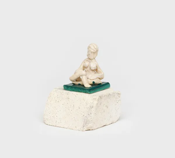 Amy Bessone, Micro-monument no.2 (white/green), 2018