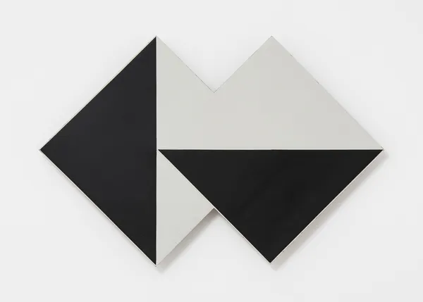 Lygia Clark, Superficie Modulada / Modulated Surface, 1958/1984