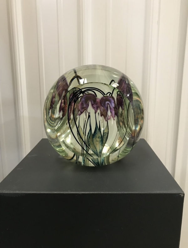 Tim Lotton, Tri-Faceted Purple Bleeding Heart Sculpture