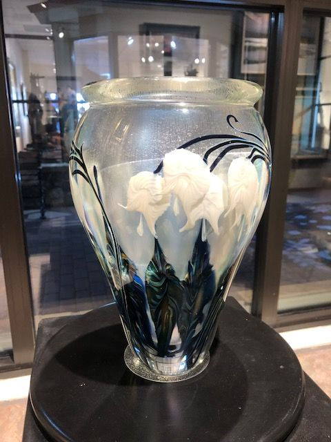 Tim Lotton, White Bleeding Heart Vase with Verre de Soie Interior