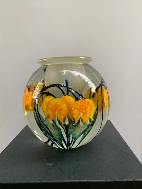 Tim Lotton, Mango Bleeding Heart Bowl with Frosted Interior