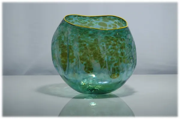 Robert Kaindl, Emerald Green With Platinum