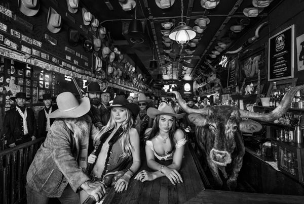 David Yarrow, The White Elephant Saloon