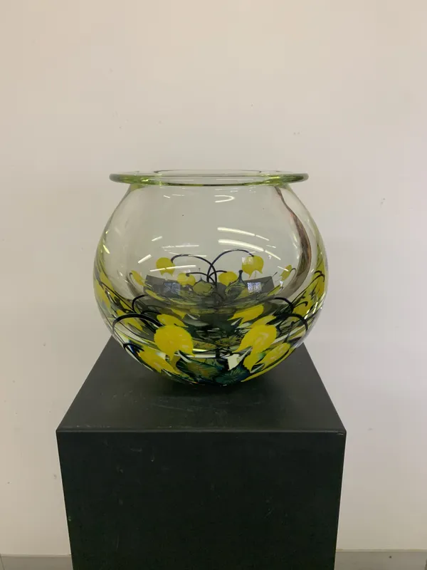 Tim Lotton, Yellow Bleeding Heart Bowl