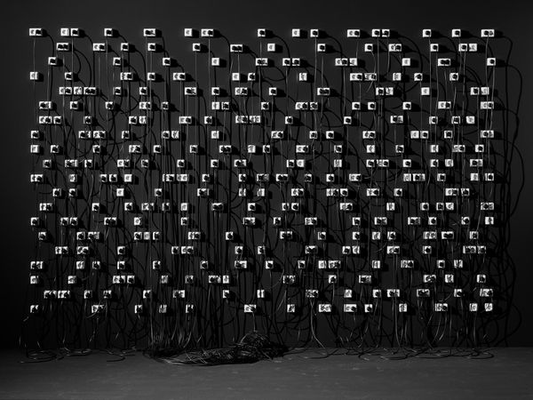 Jürgen Klauke, Loose Contact, 2004/2006