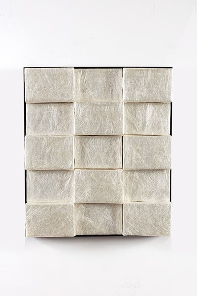 Allan Weber, Endola, da série Traficando Arte [from the series Dealing Art], 2022