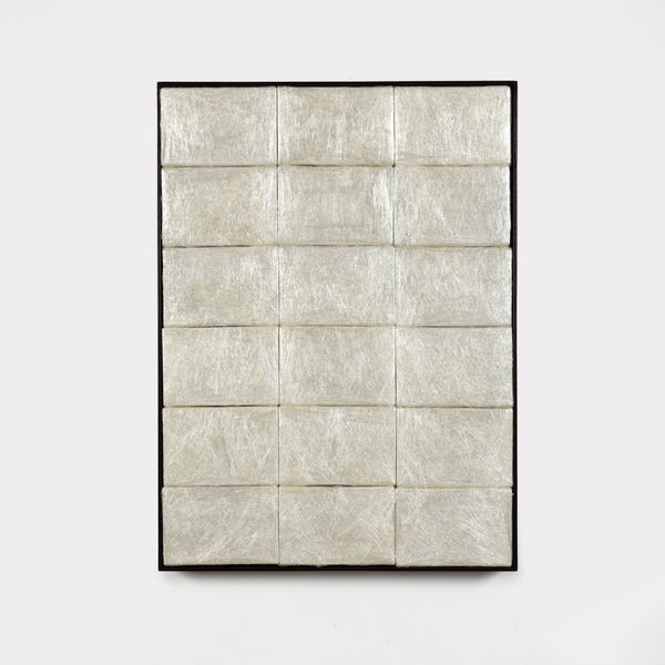 Allan Weber, Endola, da série Traficando Arte [from the series Dealing Art], 2022