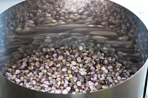 Amelia Toledo Mina Lilás # 02, da série Minas de cor, 2017/2022