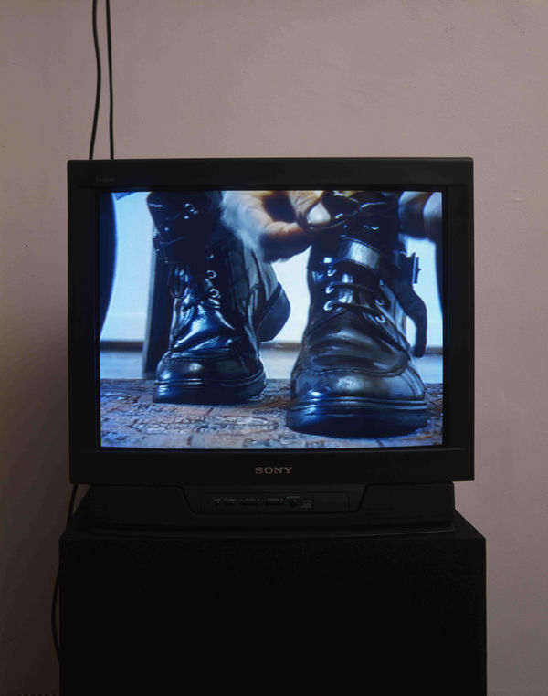 Marcel Odenbach, Auf Schritt und Tritt (With Every Step), 1997