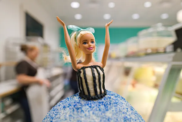 Bob Lukeman, Touchdown Barbie, 2021