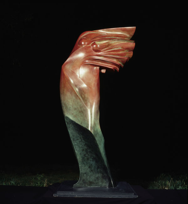 baldini, sculpture, jean pierre baldini, monumental, bronze, garden, fire, brown, green, patina, woman, contemporary, art gallery, belgian art gallery, brussels art gallery, art yi, art yi gallery