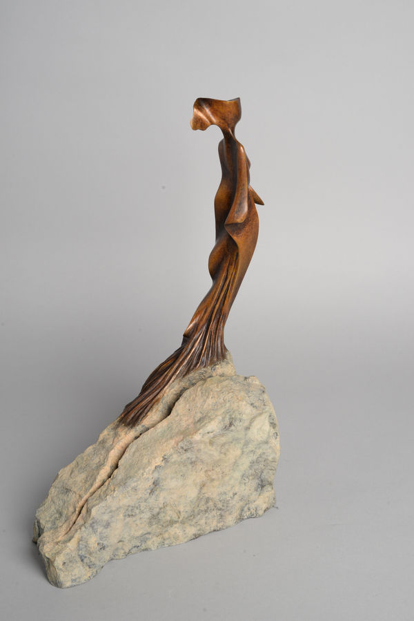 baldini, beeldhouwwerk, brons, beeldhouwwerk van rots, rotsbeeldhouwwerk, beeldhouwwerk van vrouw, vrouw, rots, mineraal, breuk, genade, schoonheid, decoratie, ontwerp, Brussel, Italië, kunstgalerij, belgische kunstgalerij, brusselse kunstgalerij, art yi, art yi galerij