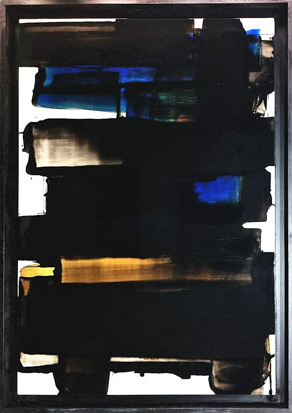 Aptere I, ein abstraktes Gemälde von Frédéric Halbreich in Schwarz, Weiß und Braun, kalligrafische zeitgenössische Malerei, Öl auf Lack auf Holz, ausgestellt in der Galerie Art Yi in Brüssel.