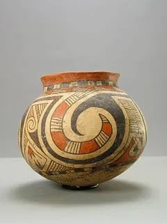Casas Grandes Polychrome Pot