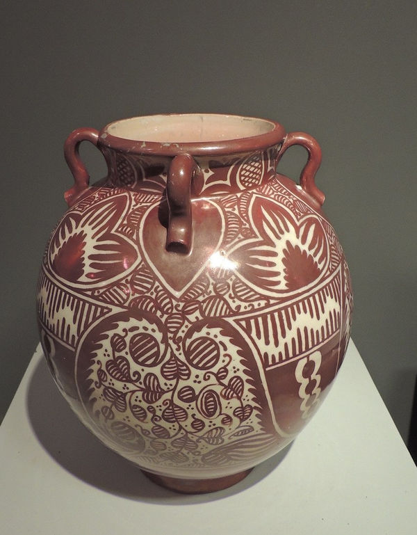 Hispano-Moresque globular vase