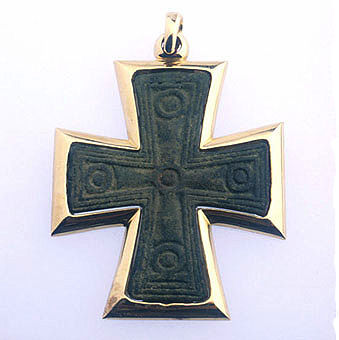 Byzantine Cross Mounted in a Gold Setting