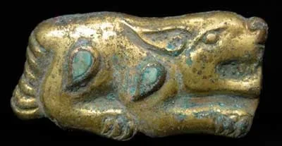 Gilt Bronze Zoomorphic Buckle Inlaid with Turquoise