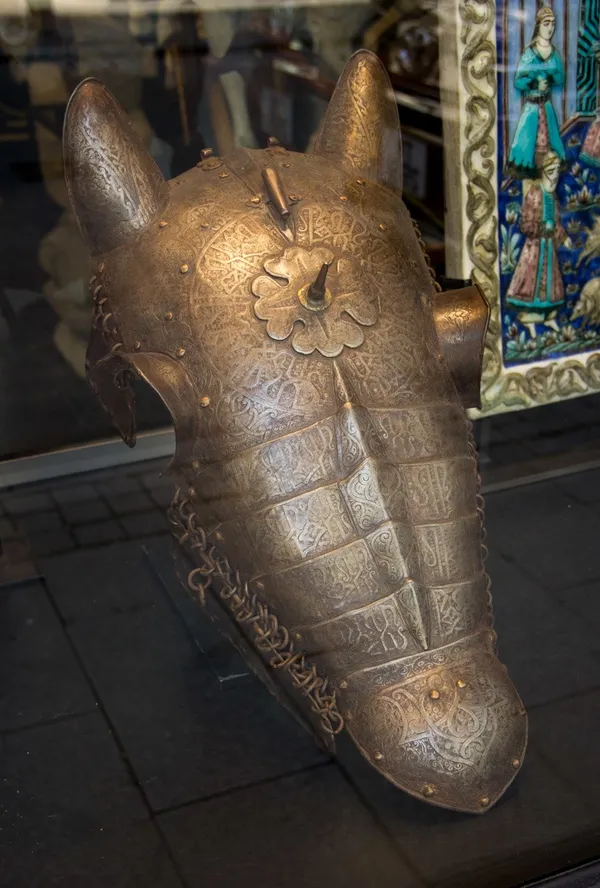 Shaffron (Horse's Head Defense)