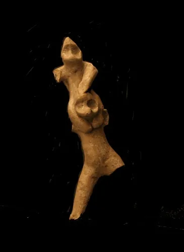 Mayan Figure Fragment