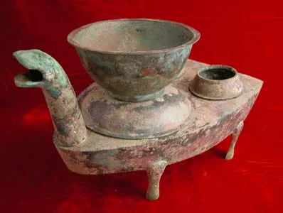 Han Bronze Stove in the Form of a Dragon