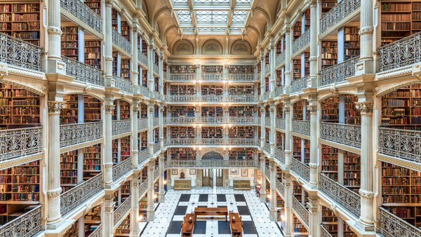 Wealth George Peabody Library, Baltimore, USA, 2017