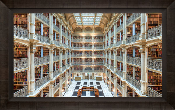 TABACCHINO FRAME, DARK ASH, BLACK LINEN LINER