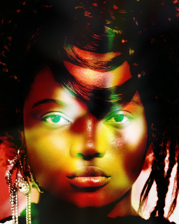 Isabel Tirado, Iridiscente, 2025