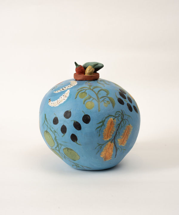Judith Pungarta Inkamala Bushtucker/Marna Mapa, 2024 terracotta and underglazes 28 x 25 cm