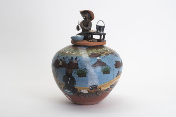 Rona Rubuntja Panangka Good old days at the River, 2017 terracotta and underglazes 35 x 25 cm
