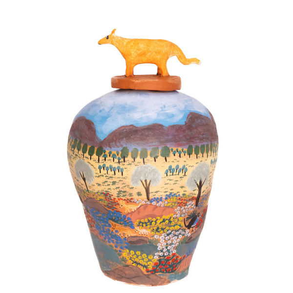 Andrea Pungkarta Rontji Kngulya itnura pitjima (dingo is coming), 2025 terracotta and underglazes 30 x 17 cm