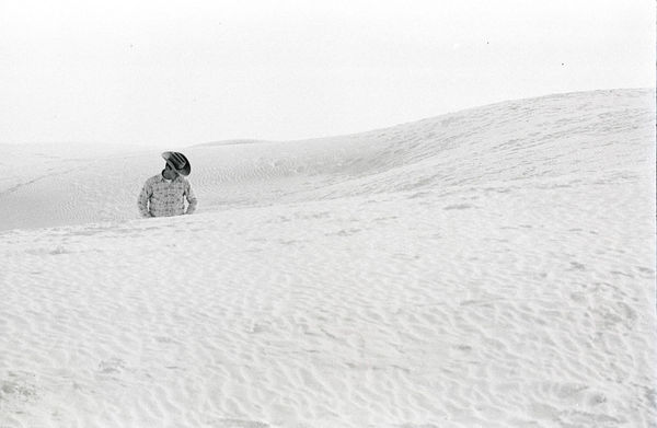 Thomas Hoepker, Cowboy in Dunes, White Sands National Park, USA, 1963