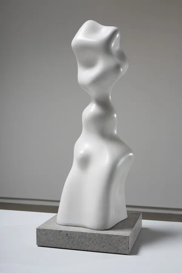 Michel de Broin, Tête qui fume 521 / Smoke head 521, 2024