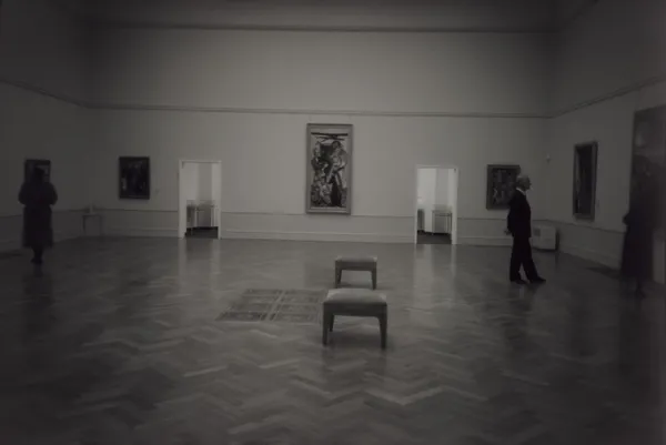 Angela Grauerholz, The Museum 1/3, 1993