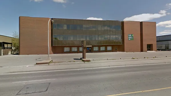 Scott McFarland, Silvano Color Lab Ltd, 355 Weston Road, York, ON, April 2012, 2012