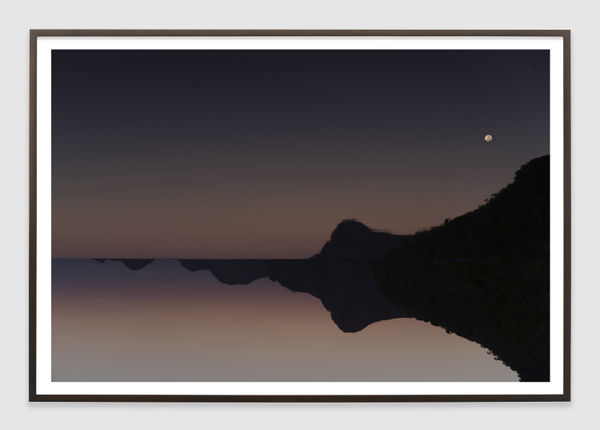 Thiago Rocha Pitta, Luar Sobre Abismo (Moonlight over abyss), 2019