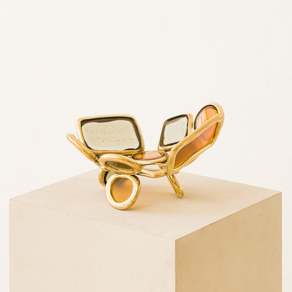 Lucas Recchia, Centerpiece Material Distortion, 2025