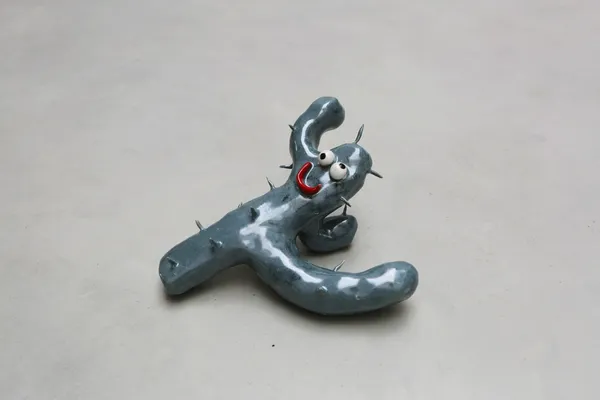 Leigh Johnson, Dragging her feet..., 2019