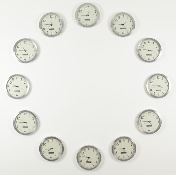 Cengiz Çekil, Saat Kaç? / What Time Is It?, 2008