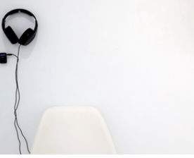 Dominique Duroseau, a trail of black crumbs for them to follow home (Pod 2), 2021