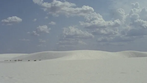 Alice Wang 王凝慧, Space Analogs: Pyramids and Parabolas III 地面空间站：角锥体与抛物线 III, 2024